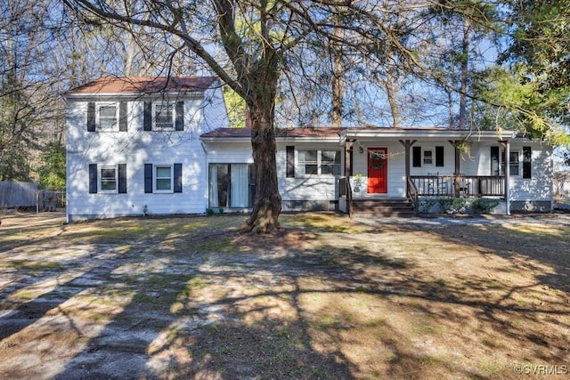 view of front facade with covered porch