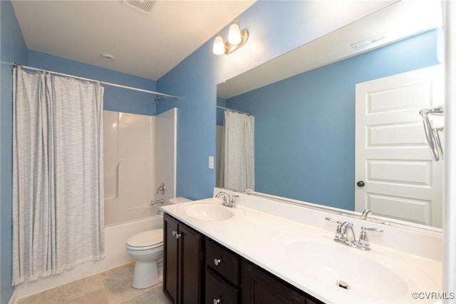 8160 Lyman Ct, Mechanicsville, VA 23116 - full bath featuring shower / bath combo with shower curtain and double vanity