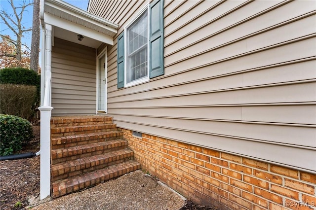 exterior space with crawl space