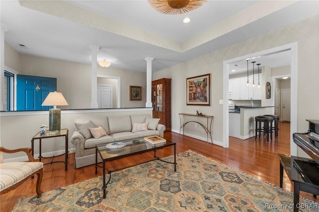 22 Crossroad, Irvington, VA 22480 - living room featuring visible vents, recessed lighting, baseboards, and wood finished floors
