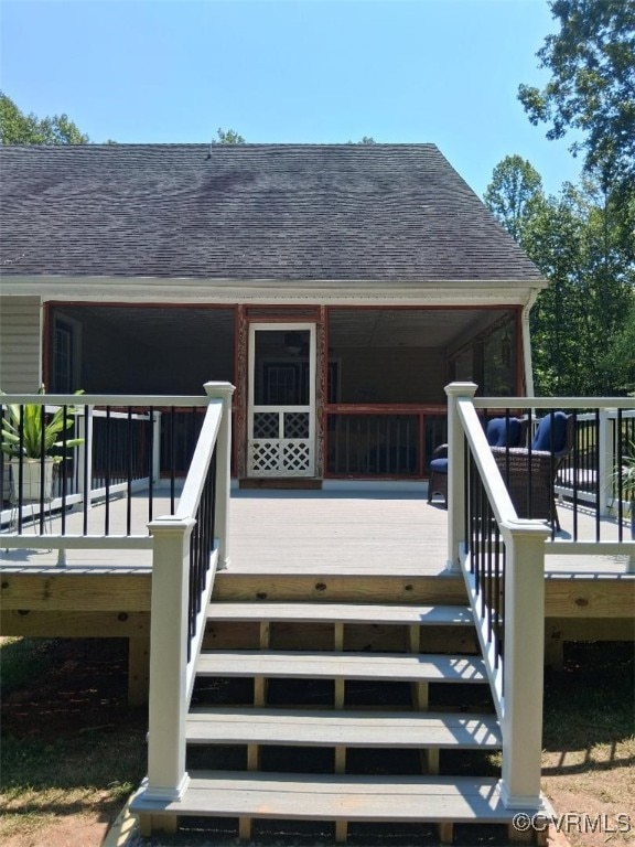 1635 Dorset Meadows Ln, Powhatan, VA 23139 - doorway to property featuring roof with shingles