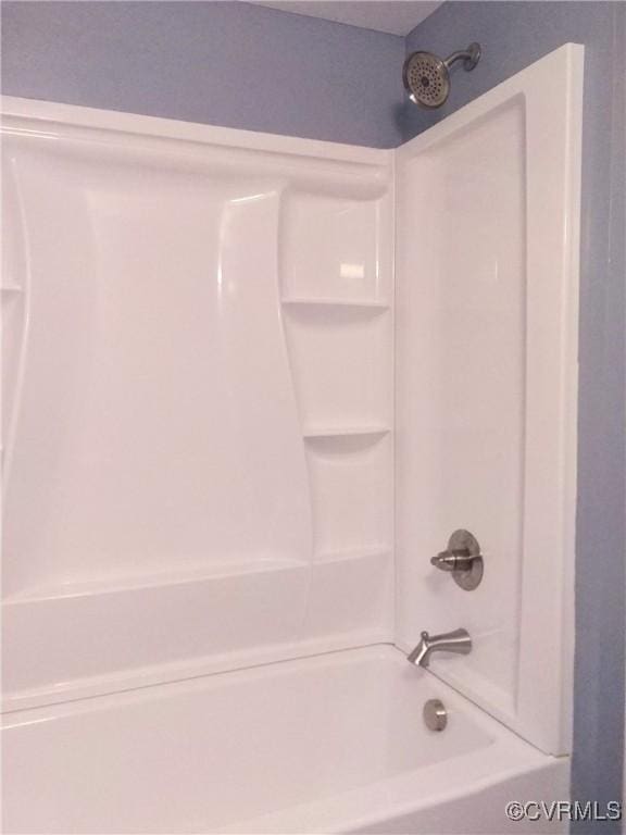 full bath with shower / washtub combination