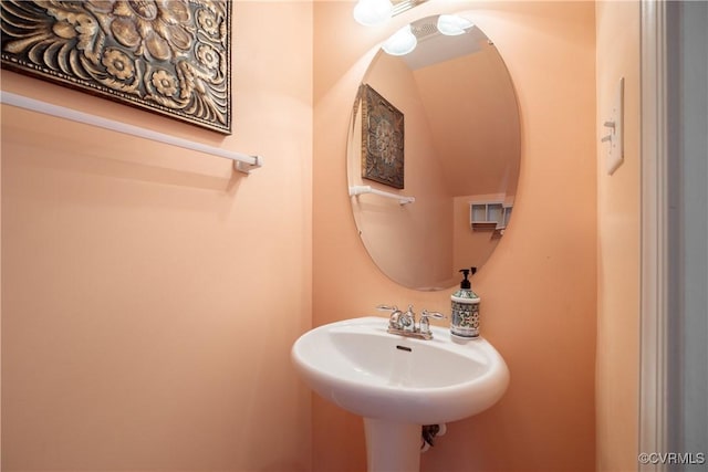 10123 Cool Hive Pl, Mechanicsville, VA 23116 - bathroom with a sink