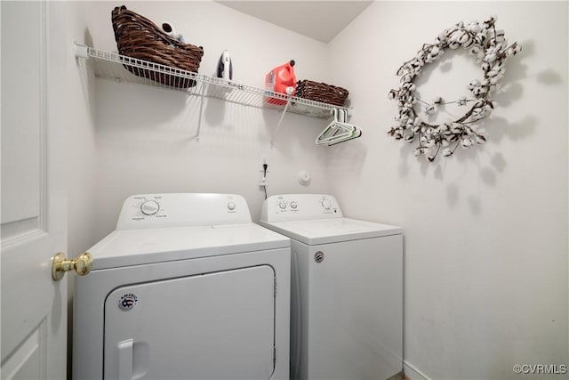 10123 Cool Hive Pl, Mechanicsville, VA 23116 - washroom with washer and dryer