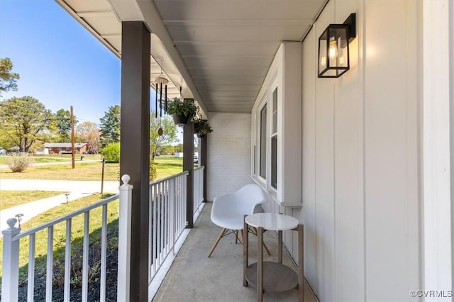 balcony with a porch