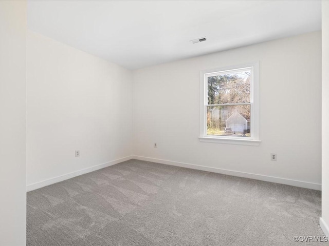 10107 Heritage Ln, Glen Allen, VA 23060 - unfurnished room with carpet floors and baseboards
