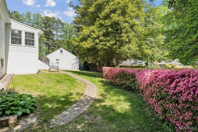 8203 Overbury Rd, Richmond, VA 23227 - view of yard
