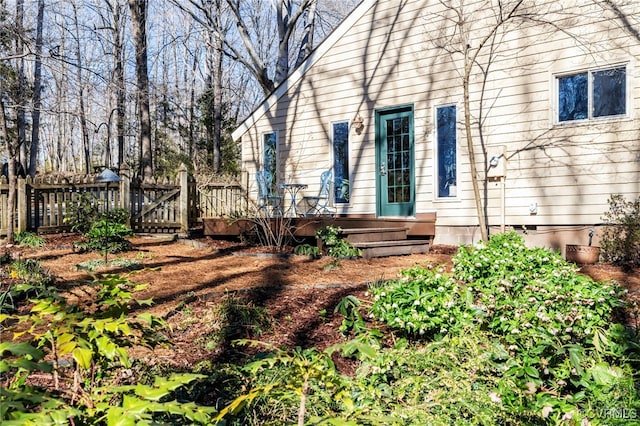 14304 Horseshoe Ford Rd, Ashland, VA 23005 - rear view of house with fence and a wooden deck