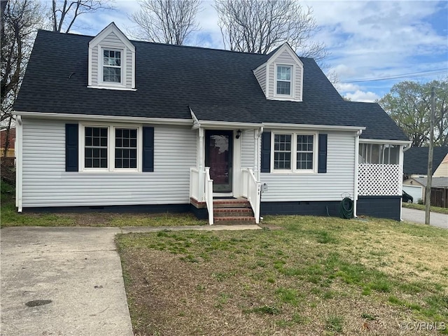 309 Royal Oak Ave, Colonial Heights, VA 23834 - view of front of house featuring crawl space, a front lawn, and a shingled roof