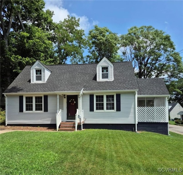 309 Royal Oak Ave, Colonial Heights, VA 23834 - cape cod home with a front yard and roof with shingles