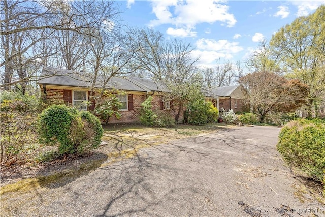 11761 Edenberry Dr, North Chesterfield, VA 23236 - photo 4