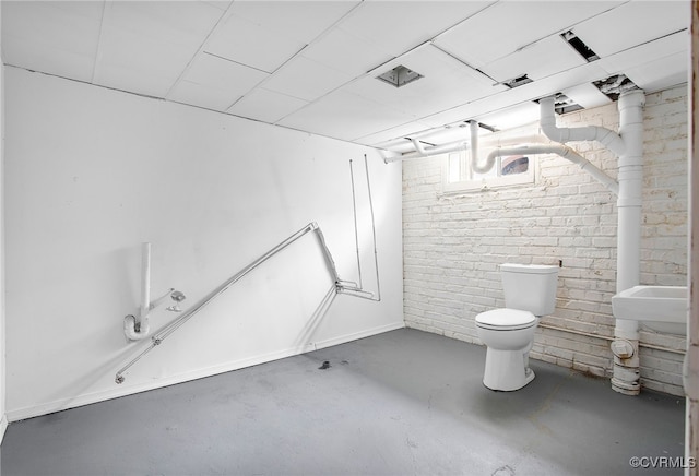 2407 Dumbarton Rd, Henrico, VA 23228 - bathroom with finished concrete flooring and toilet