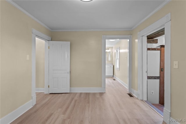 1413 First Rock Rd, Prospect, VA 23960 - interior space with light wood-style floors, ornamental molding, baseboards, and visible vents