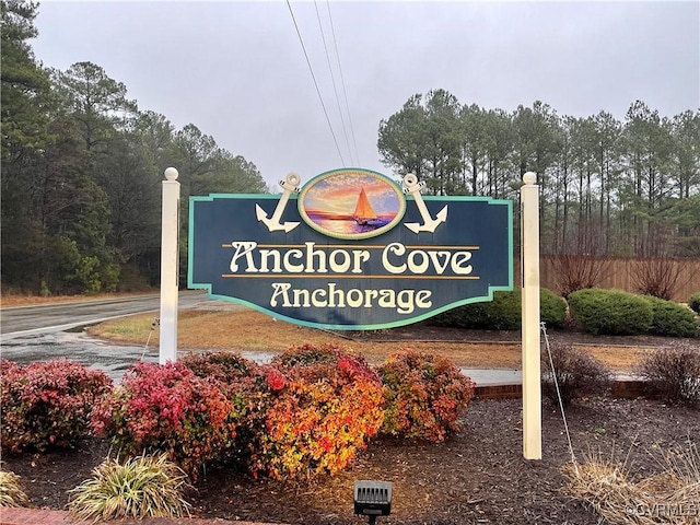 59 Jamestown Ln, Bracey, VA 23919 - view of community sign