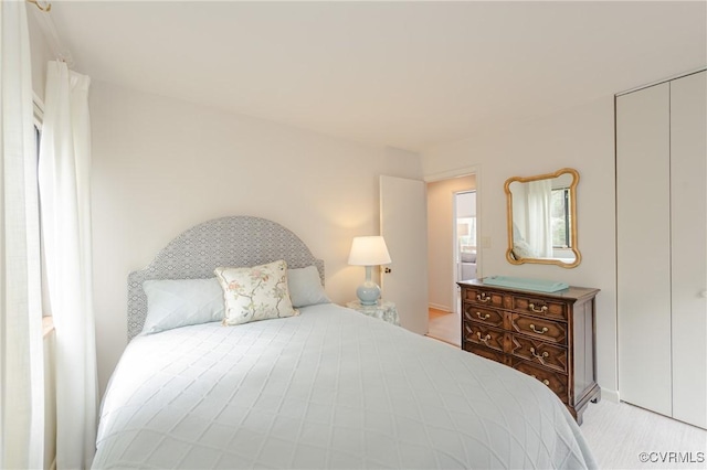 941 Wilton Coves Dr, Hartfield, VA 23071 - bedroom featuring baseboards