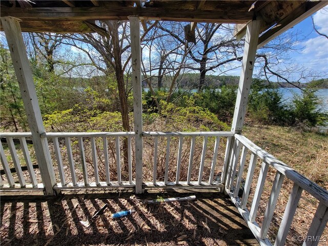 922 Skipjack Rd, Sandy Point, VA 22488 - photo 25