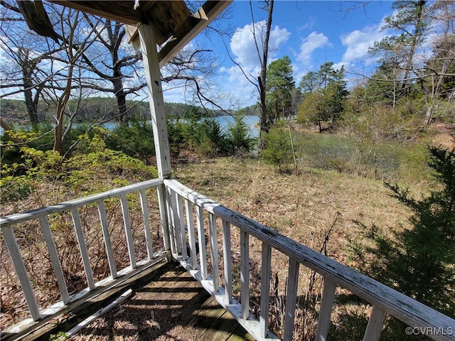 922 Skipjack Rd, Sandy Point, VA 22488 - photo 1