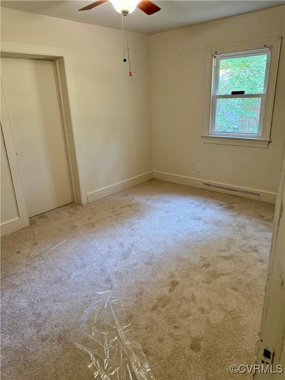 2919 Park Dr, Petersburg, VA 23805 - carpeted spare room with ceiling fan