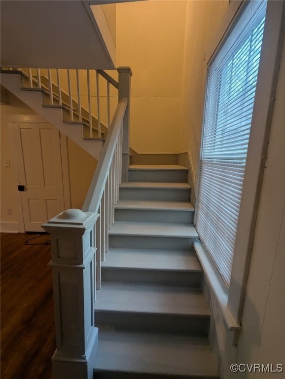 6080 Buckley Hall Rd, Mathews, VA 23035 - stairs featuring wood finished floors