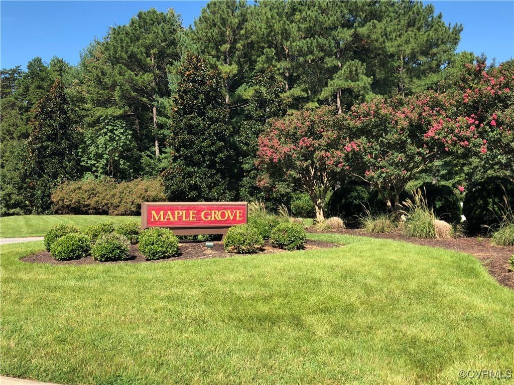 2998 Maple Lake Rd, Powhatan, VA 23139
