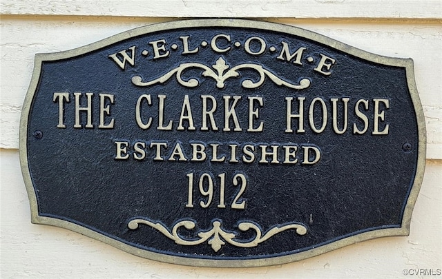 view of exterior details