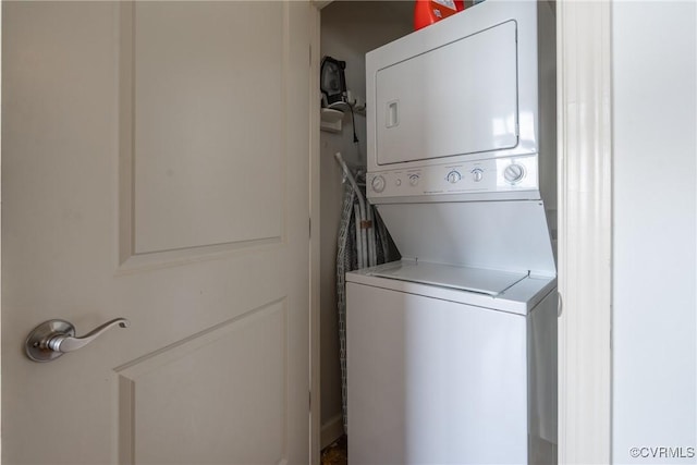 1101 Haxall Pt Unit U810, Richmond, VA 23219 - laundry area with stacked washing machine and dryer