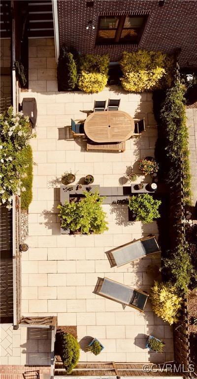 2611 Kensington Ave, Richmond, VA 23220 - view of yard
