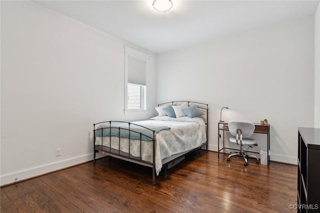 2611 Kensington Ave, Richmond, VA 23220 - bedroom featuring baseboards and wood finished floors