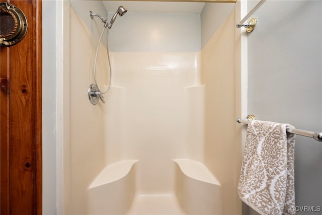 6631 Rural Point Rd, Mechanicsville, VA 23116 - full bath featuring a shower
