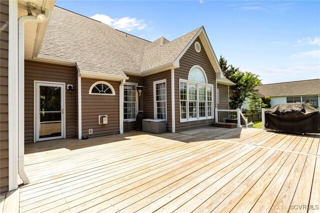 view of wooden deck