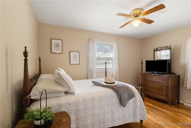 16 Lakeview Dr, Newport News, VA 23602 - bedroom featuring light wood finished floors and ceiling fan