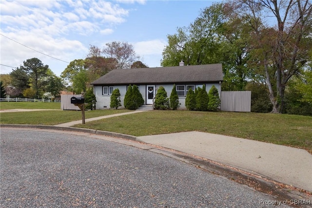 16 Lakeview Dr, Newport News, VA 23602 - view of front of property with fence, a chimney, and a front yard