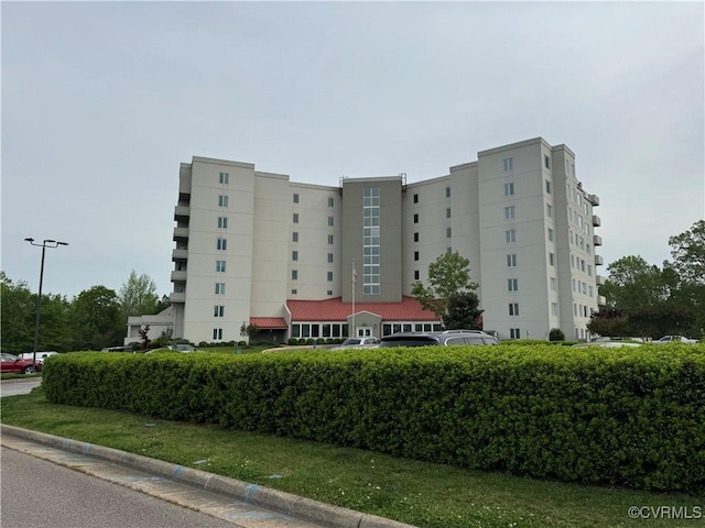 301 Beacon Ridge Dr Unit 607, Hopewell, VA 23860 - view of apartment building / complex