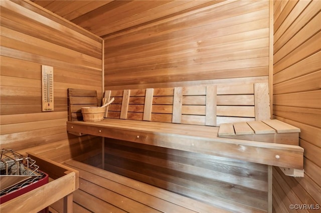 view of sauna / steam room