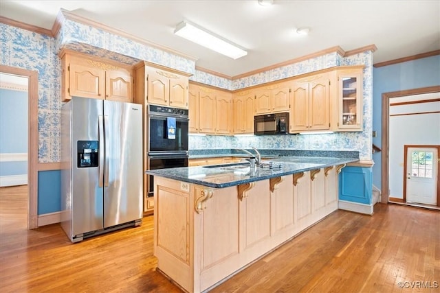 419 Dellbrooks Pl, Henrico, VA 23238 - kitchen featuring black appliances, a sink, light wood-style floors, crown molding, and light brown cabinets