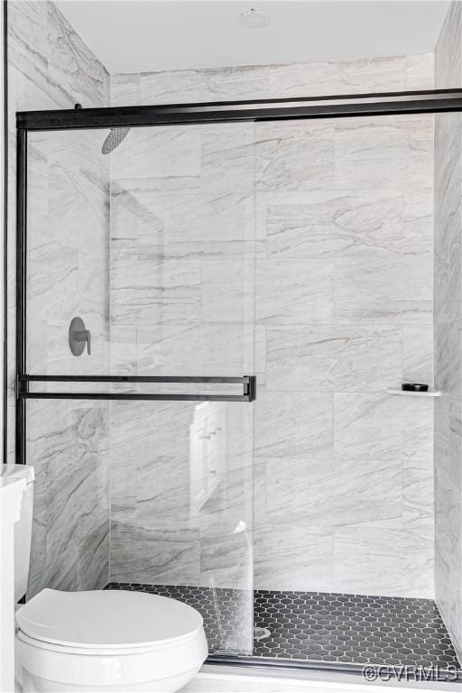 427 Harding St, Petersburg, VA 23803 - full bath featuring toilet and a stall shower