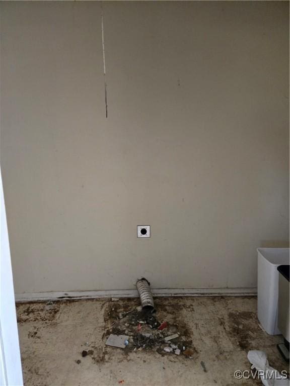 2306 Brockway Ln, Fairfield, VA 23223 - laundry area featuring electric dryer hookup
