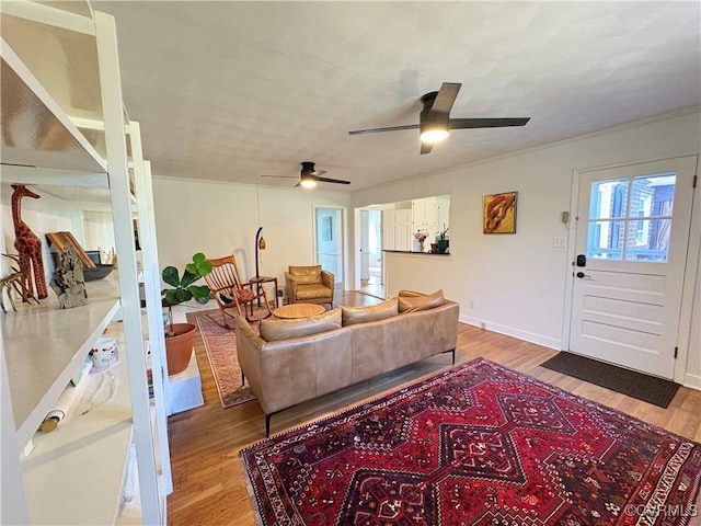 331 Harwick, North Chesterfield, VA 23236 - living area featuring crown molding, light wood-style flooring, a ceiling fan, and baseboards