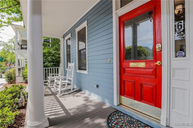 6 S Rowland St, Richmond, VA 23220 - property entrance with a porch