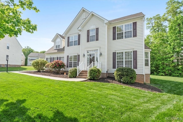 view of front of house featuring a front lawn
