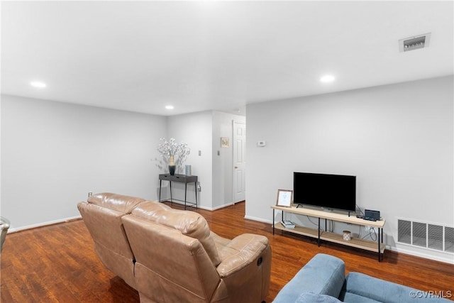 3218 Matilda Cv Unit 104, Henrico, VA 23294 - living area with recessed lighting, wood finished floors, and baseboards
