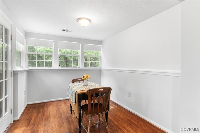 3218 Matilda Cv Unit 104, Henrico, VA 23294 - dining area with wood finished floors and baseboards