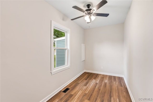21300 W St, South Chesterfield, VA 23803 - empty room featuring wood finished floors, visible vents, a ceiling fan, and baseboards
