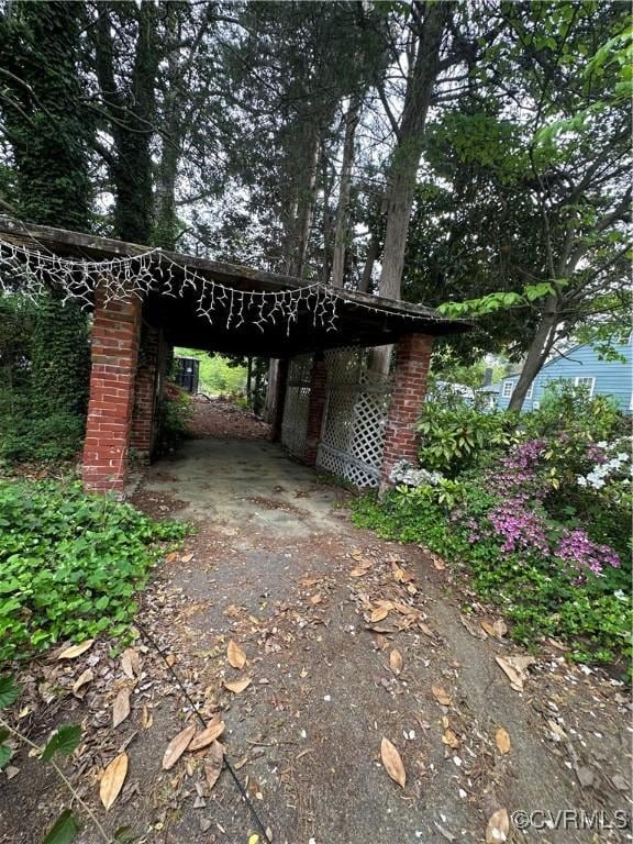 5820 Hermitage Rd, Henrico, VA 23228 - view of gate