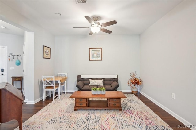 14000 Briars Cir Unit 202, Midlothian, VA 23114 - living room featuring baseboards, a ceiling fan, wood finished floors, and visible vents