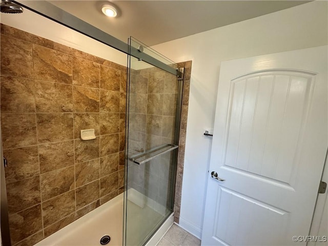 full bathroom featuring a stall shower