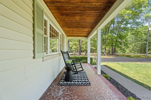 view of patio / terrace featuring covered porch