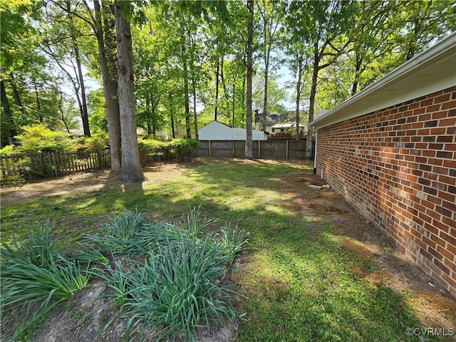 8600 Chester Forest Ln, North Chesterfield, VA 23237 - view of yard featuring fence
