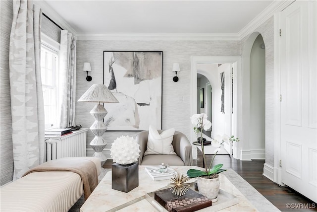 7 River Rd, Richmond, VA 23226 - living area featuring arched walkways, dark wood-style floors, crown molding, wallpapered walls, and baseboards