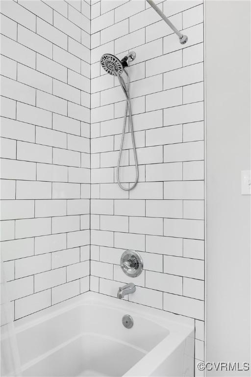 full bathroom featuring shower / bathtub combination